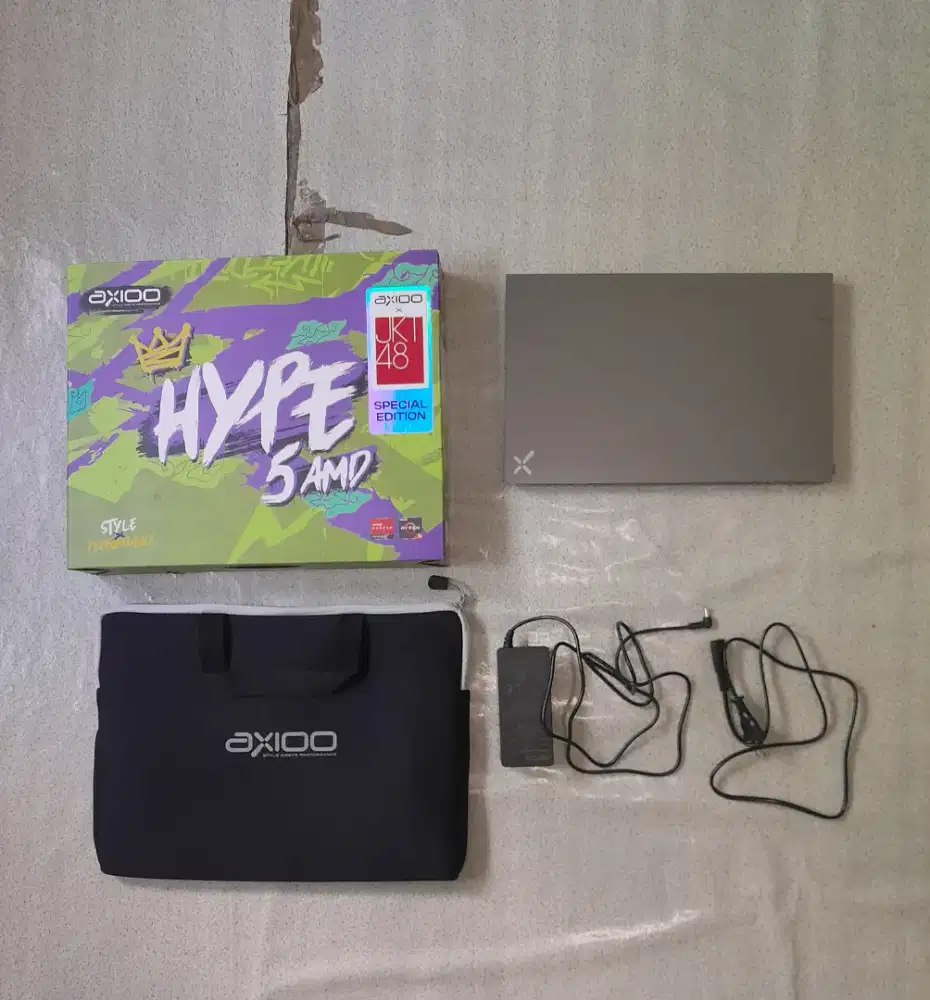 Menjual Laptop Axioo Hype 5 X-2 7000