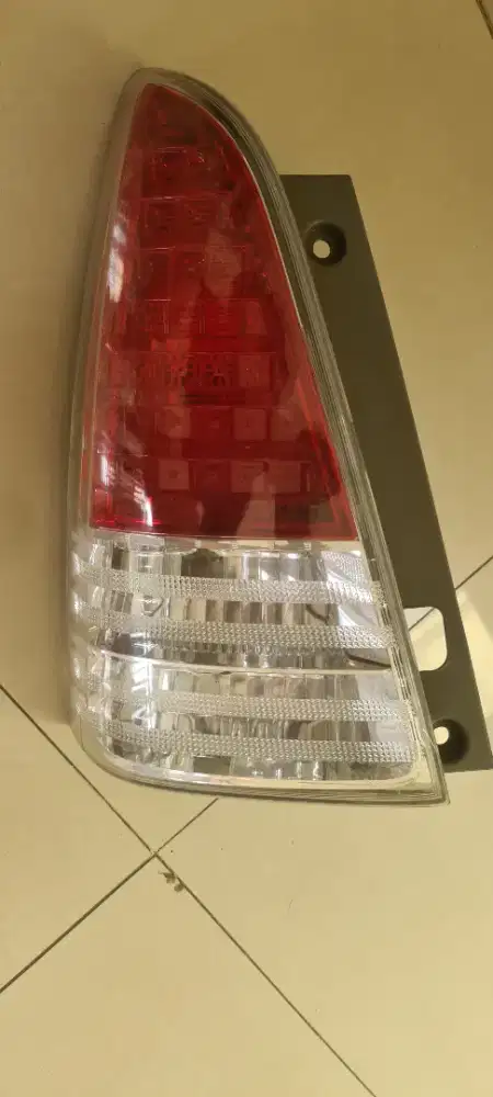 Stop lamp/Lampu Belakanh Innova