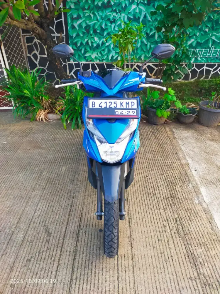 BEAT ECO DUA WARNA ISTIMEWA