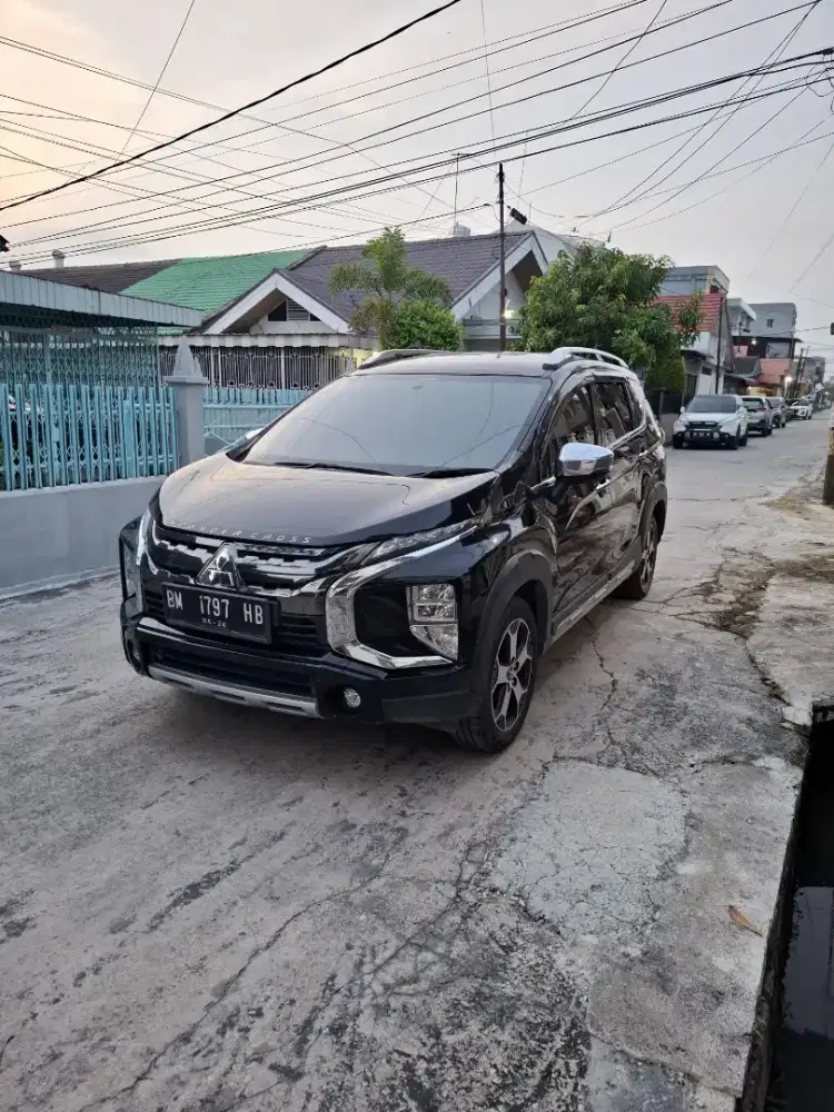 Xpander cross 2021 km low terawat