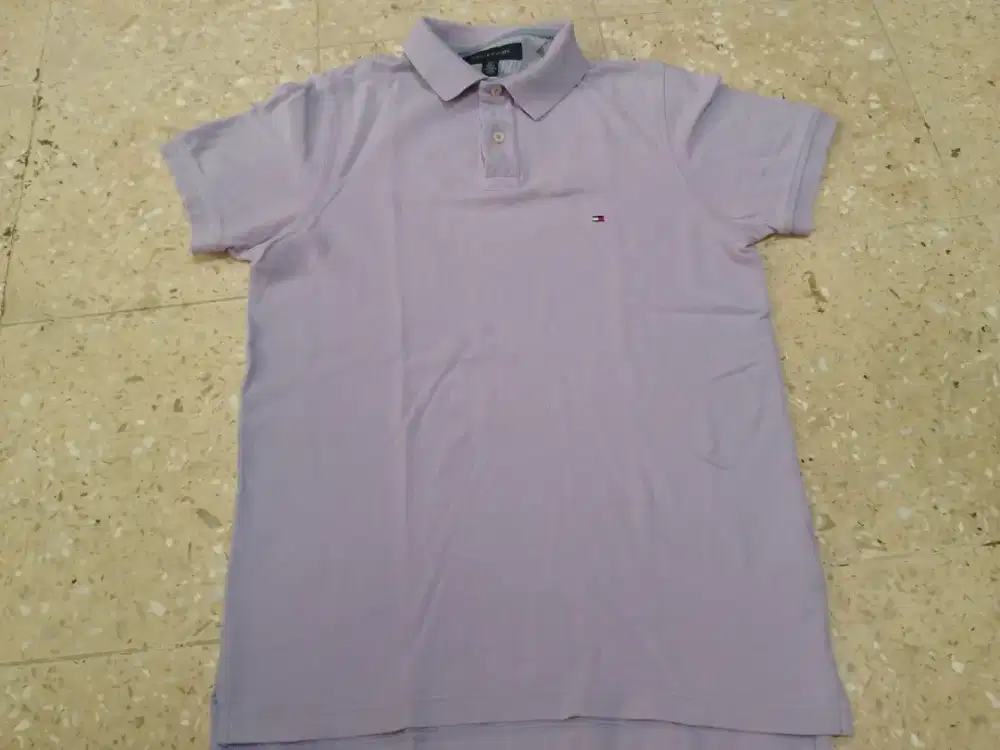Baju kaos kerah Tommy Hilfiger original second bekas