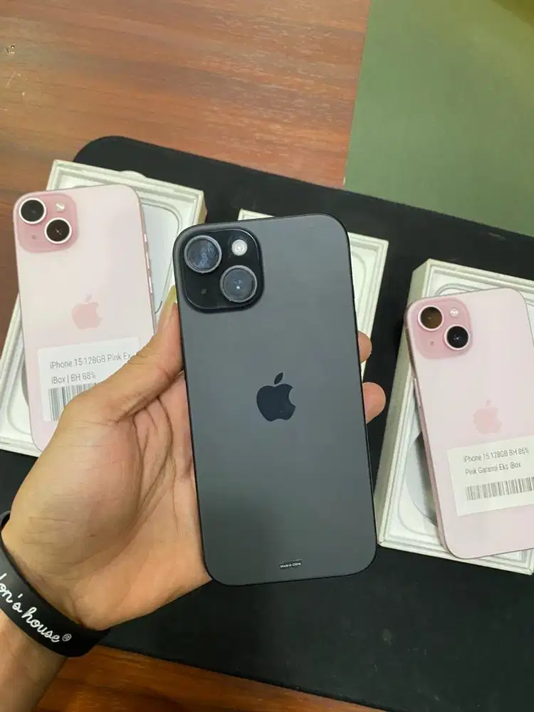 iPhone 15 128GB Black iBox Garansi On Sampai 17 November 2025