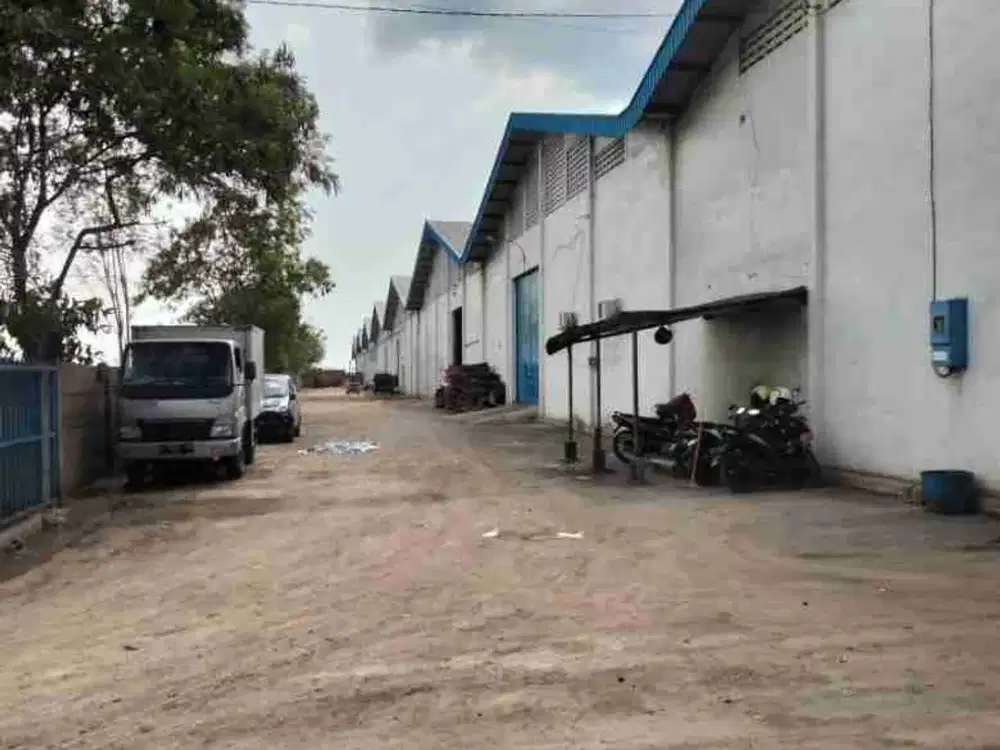Disewakan gudang 1.6Ha dan lahan super luas di Semarang