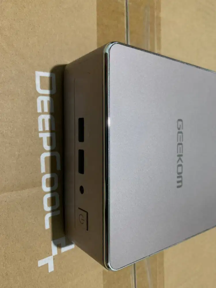 Used GEEKOM Mini A5 Mini PC AMD Ryzen 7 5800H 32GB 512GB Windows 11