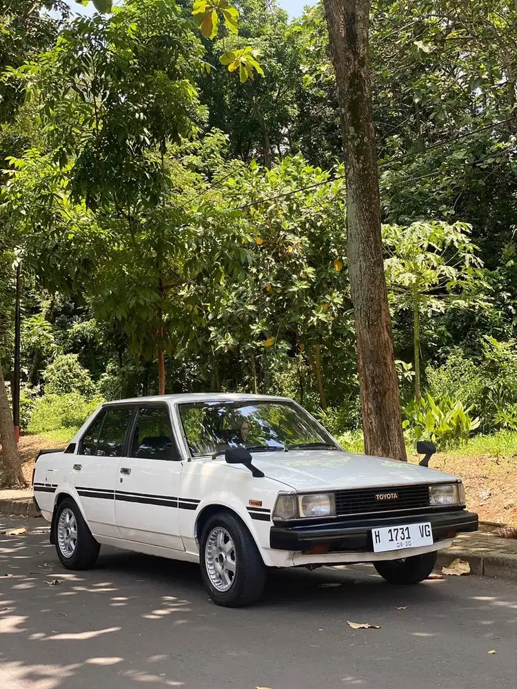 Toyota Corolla DX 1983