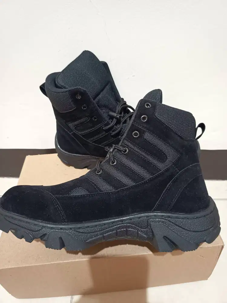 sepatu tactical