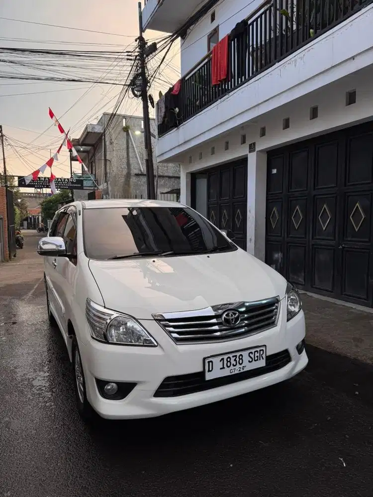 Kijang innova G lux 2013 istimewa siap pake