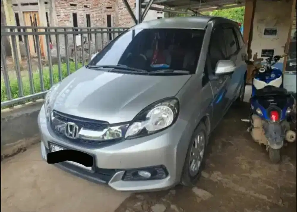 HONDA MOBILIO E CVT 2014