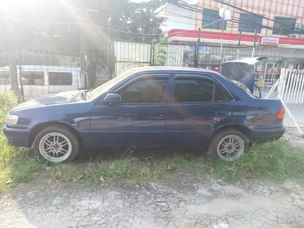 Toyota Corolla 1996 Bensin