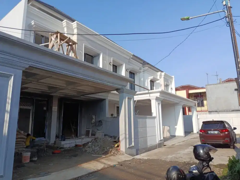 Rumah strategis,akses 2 mobil dalam perumahan cibubur jakarta timur