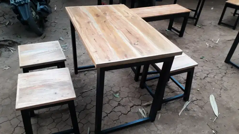 Meja set kursi cafe
