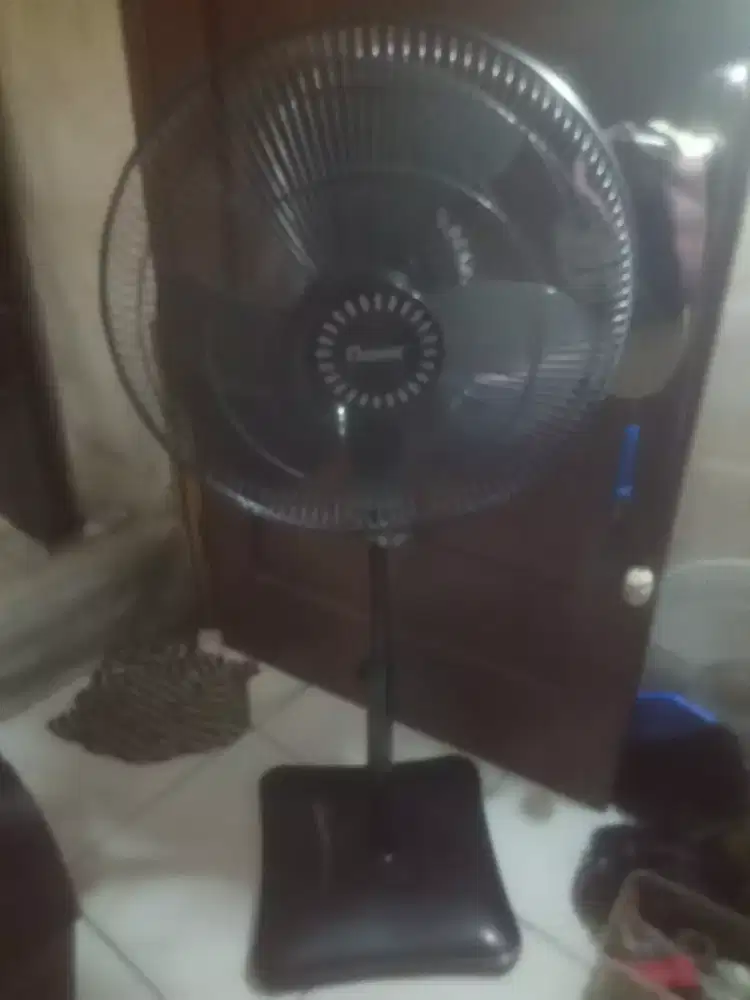 Kipas angin dinding 16 inch cosmos normal siap pakai nego tipis