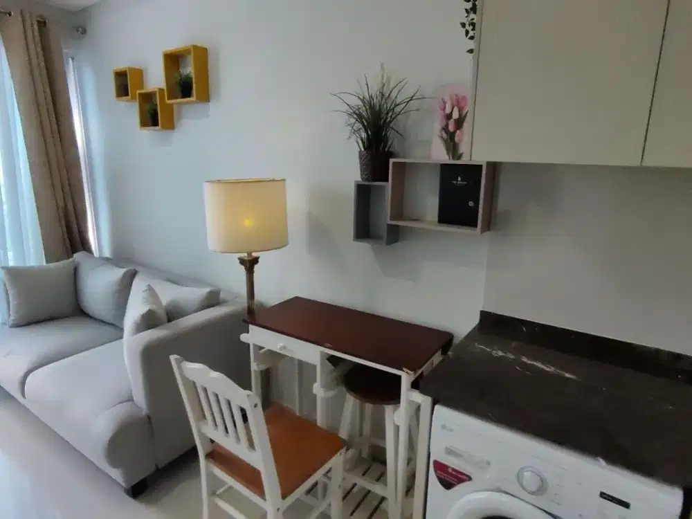 Disewakan Apartemen Puri Mansion Furnish Cakep 2 Kamar Tidur Luas 49 m2 Termurah 52 Juta Saja