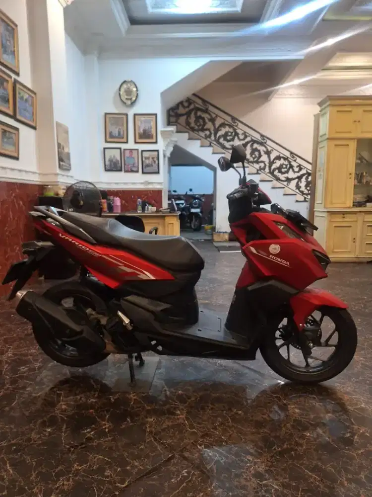 HUB IMA DP 1 JT VARIO 160  2025 LIKE NEW BERGARANSI FREE OLI SERVICE