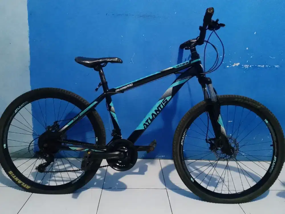 Sepeda atlantis type AT69 black tosca UK 26 mines pemakaian