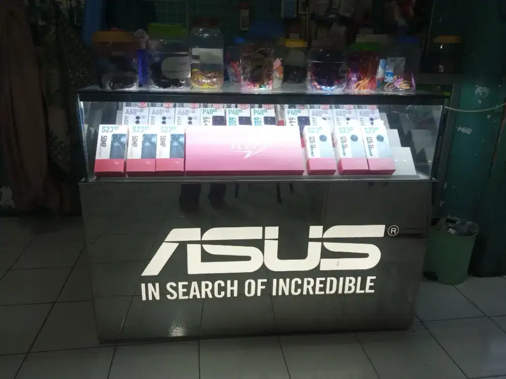 Etalase Buat Display Counter