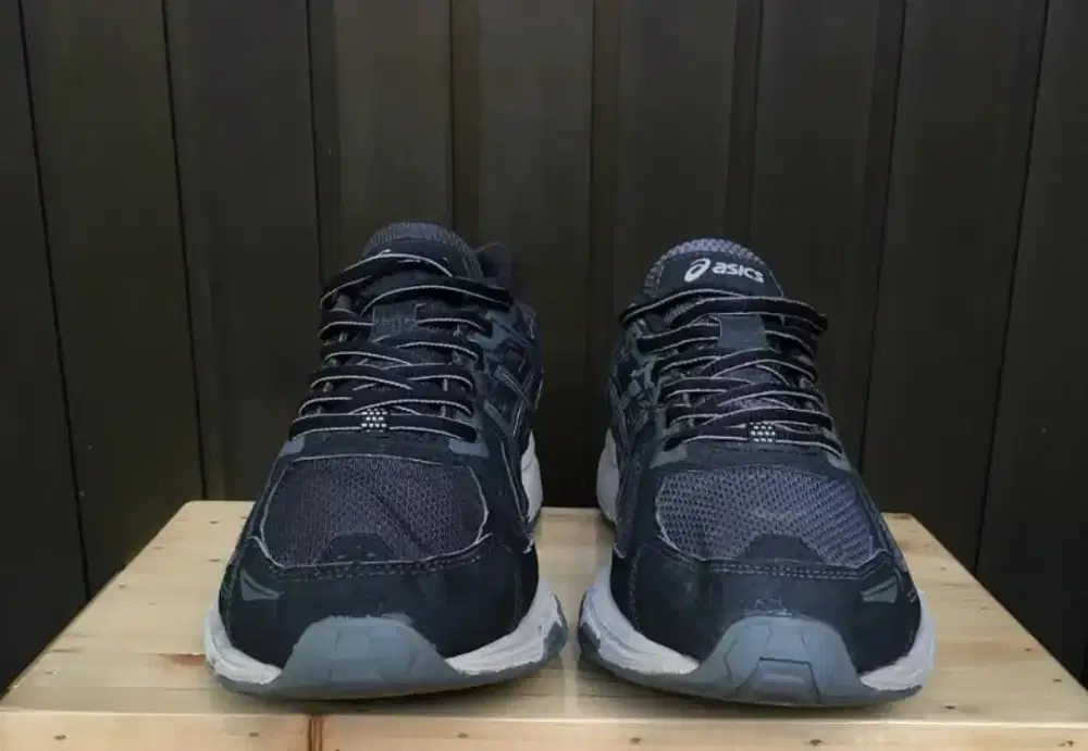 ASICS Gel-Venture 6 (HITAM ABU ABU)