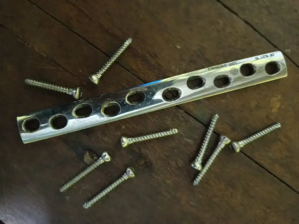 Pen Patah Tulang Paha 17,5cm