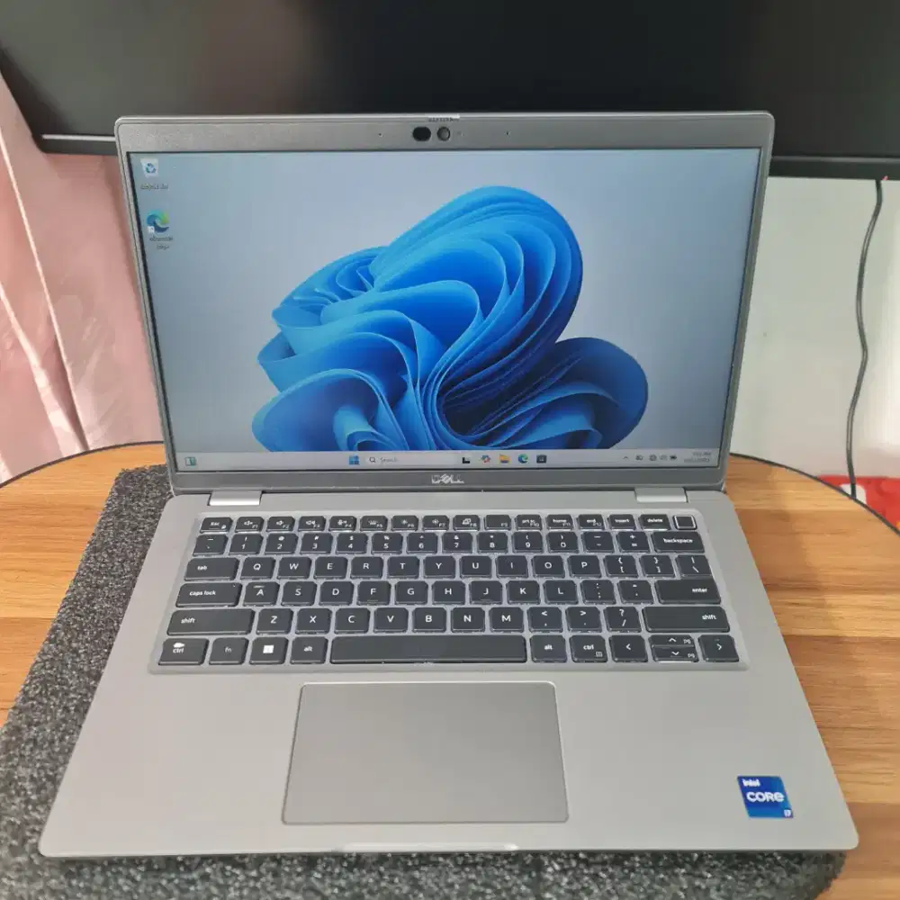 Premium Laptop Dell Latitude 5430 i7-1265U bkn laptop gaming