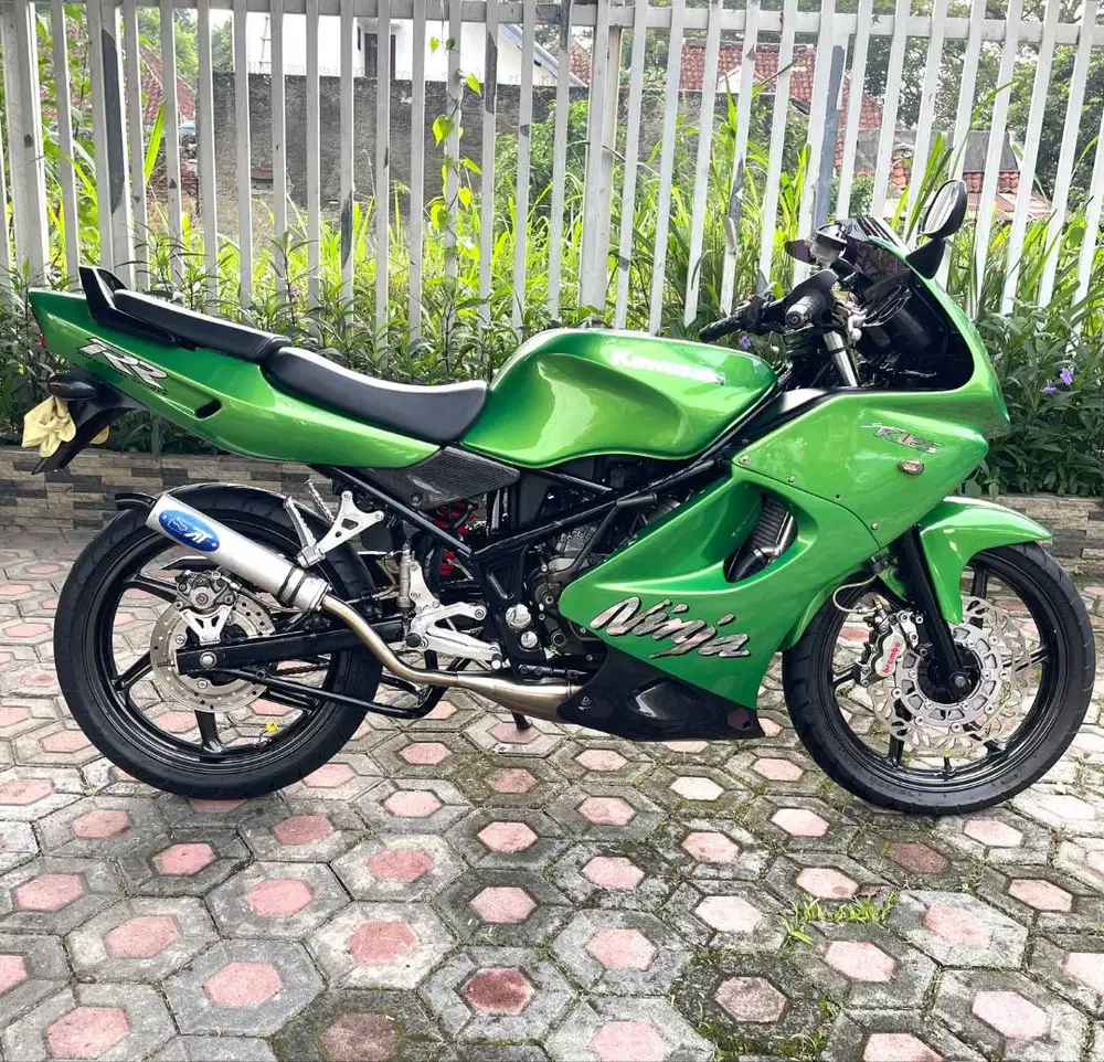 Kawasaki Ninja 150 RR