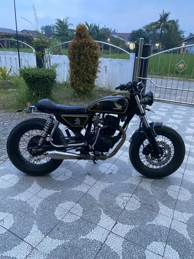 Kereta Custom Mesin Tiger