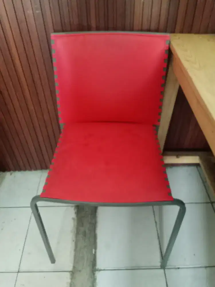 Bangku dan kursi kual murah bekas cafe