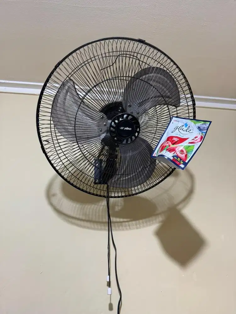 Kipas angin dinding Merk Niko