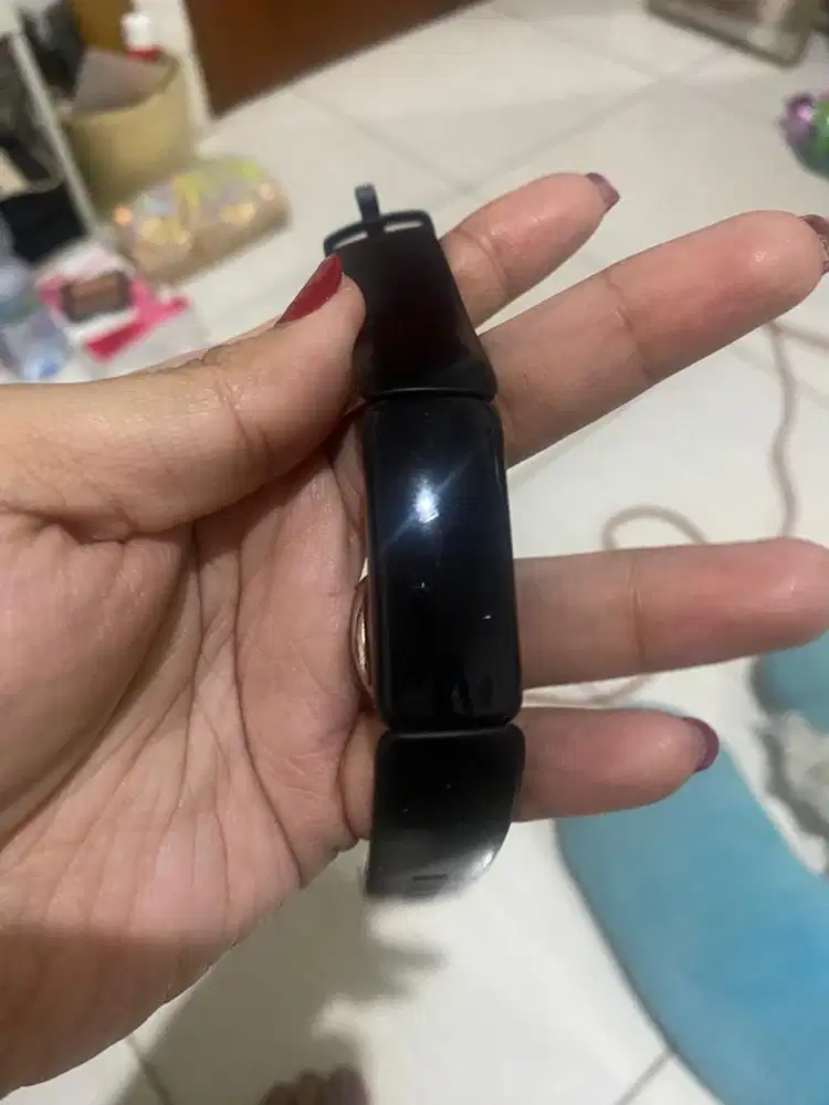 fitbit smartwatch