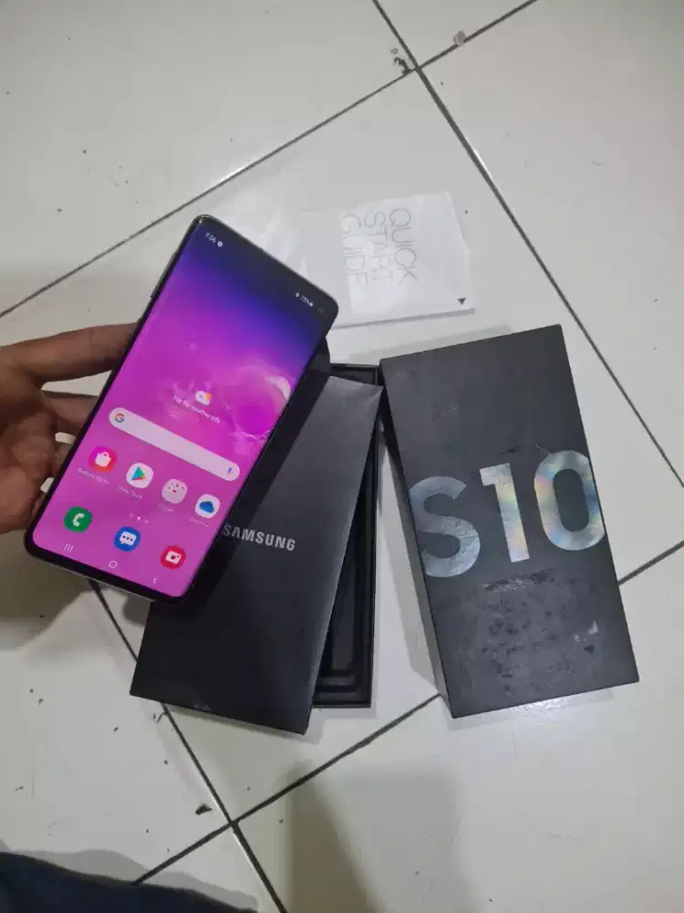 SAMSUNG S10 PLUS