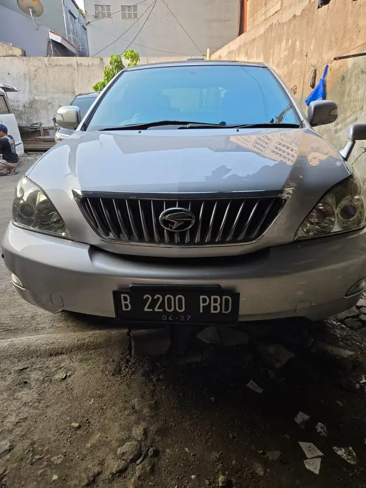 Toyota Harrier 2011 Bensin