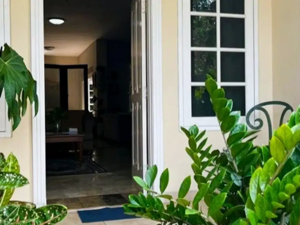 DIJUAL CEPAT RUMAH CANTIK DAN ASRI DI DALAM KOMPLEKS PERUMAHAN