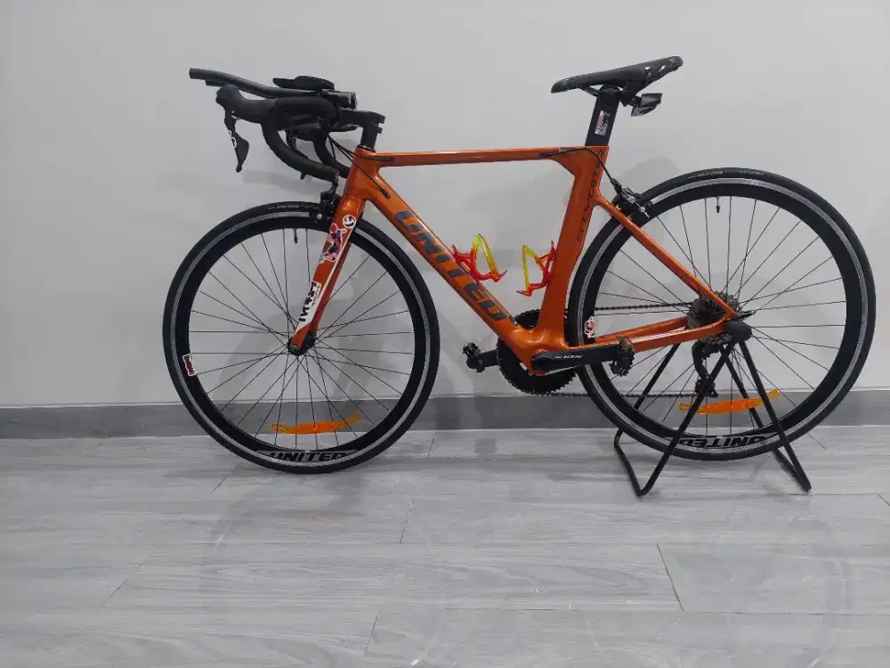 Sepeda balap roadbike United stygma carbon Shimano 105 2 x 11 speed