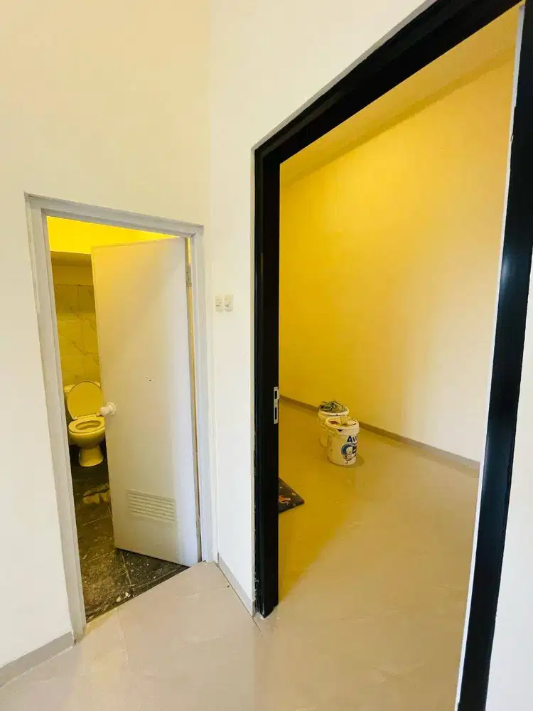 DIJUAL RUMAH GREENLAKE WONOREJO - BARU GRESS