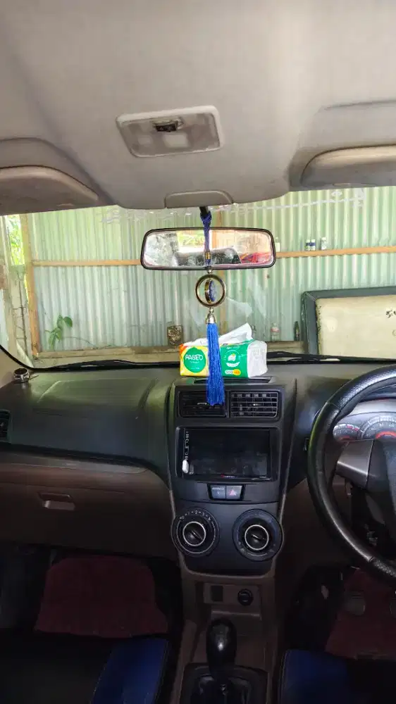 Toyota avanza e
