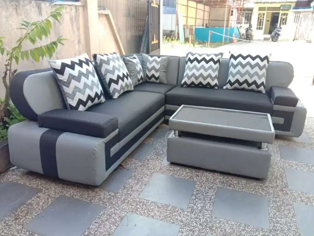 Sofa L sudut abu-abu