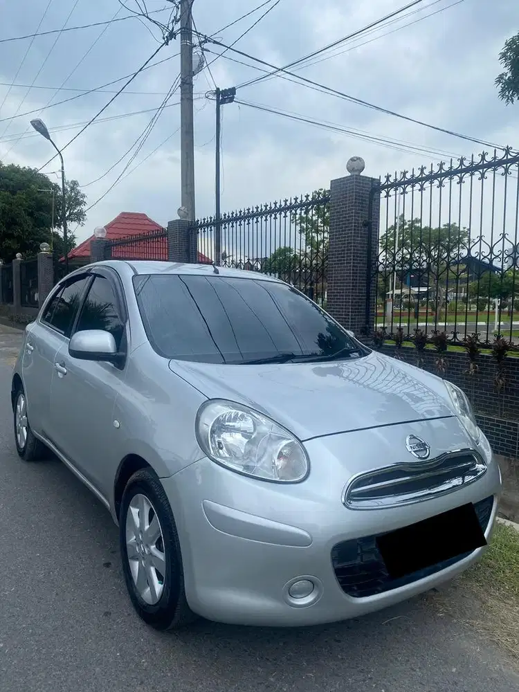 Nissan march automatic XS airbag