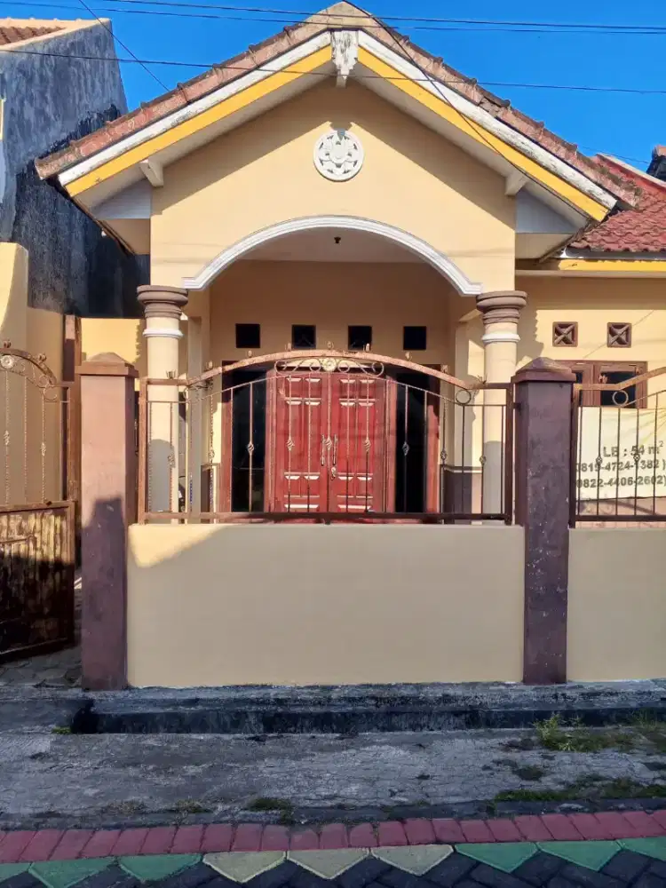 Dijual rumah di griya permata husada