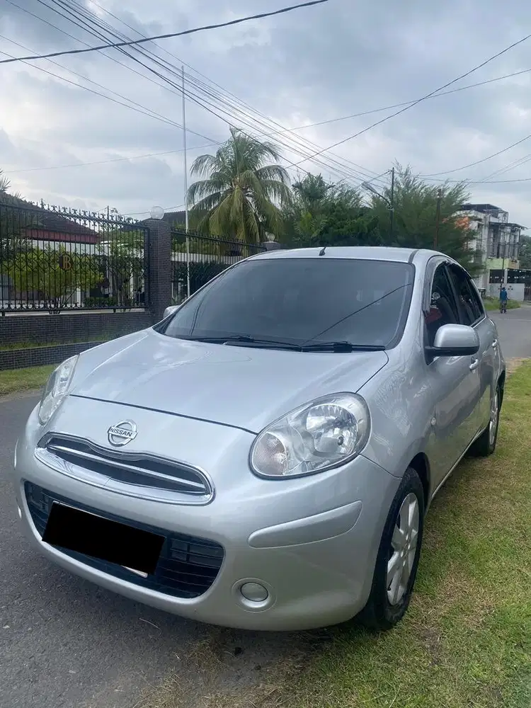 Nissan march automatic XS airbag