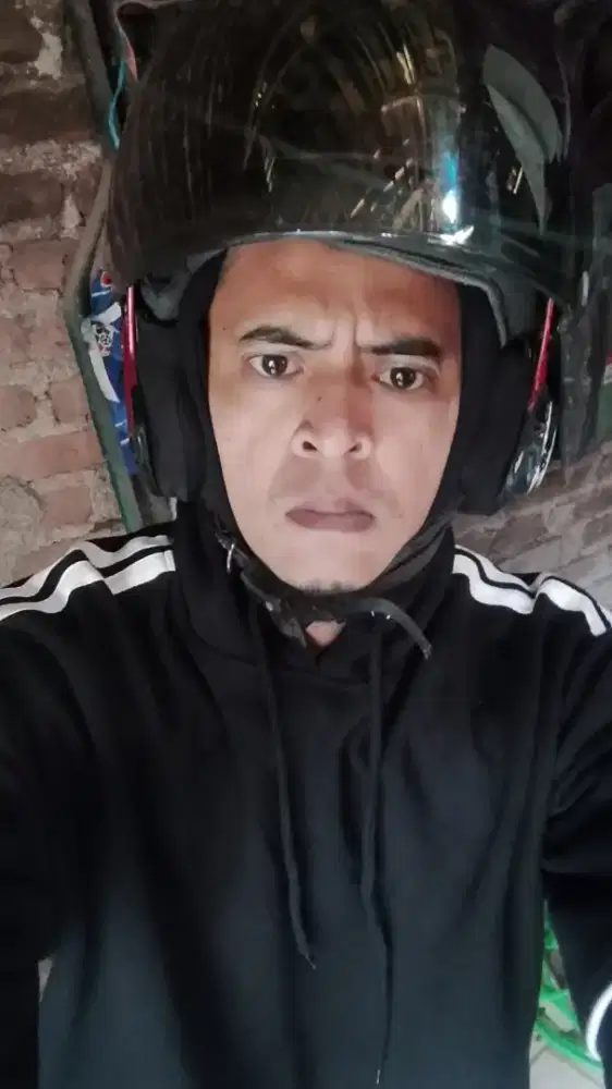 Cari pekerjaan apa aja