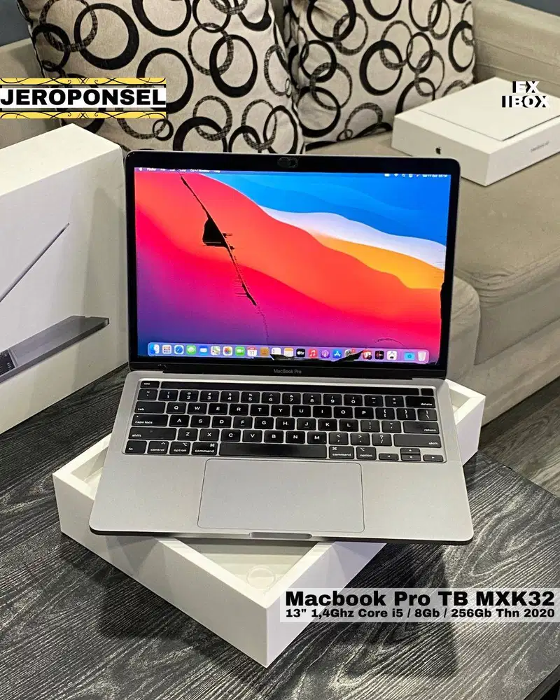 MACBOOK PRO TOUCHBAR 2020 I5 8/256GB MINUS LCD MULUS ORIGINAL GARANSI