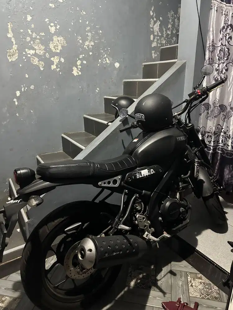 Yamaha XSR 155 Tahun 2022 Black Seger