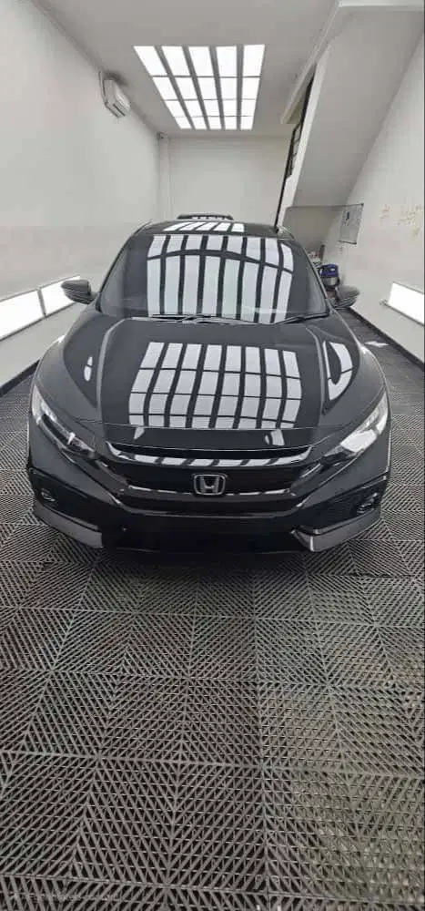 Dicari Pecinta Mobil CIVIC TURBO 1.5 E HB 2018 Kondisi Premium
