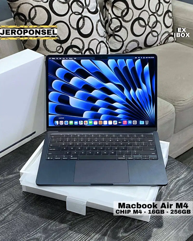 MACBOOK AIR M4 13 16/256GB MIDNIGHT EX IBOX GARANSI PANJANG LIKE A NE