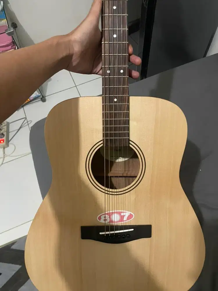Gitar yamaha akustik F400 Original