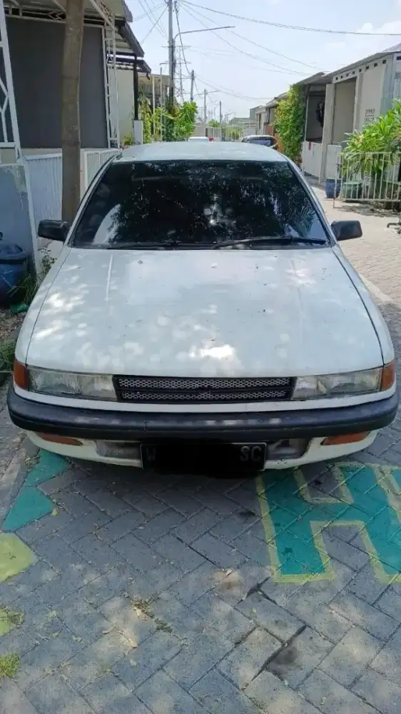 Mobil Mitsubisi Lancer