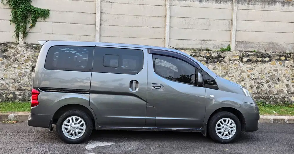 Nissan Evalia 2012 Bensin
