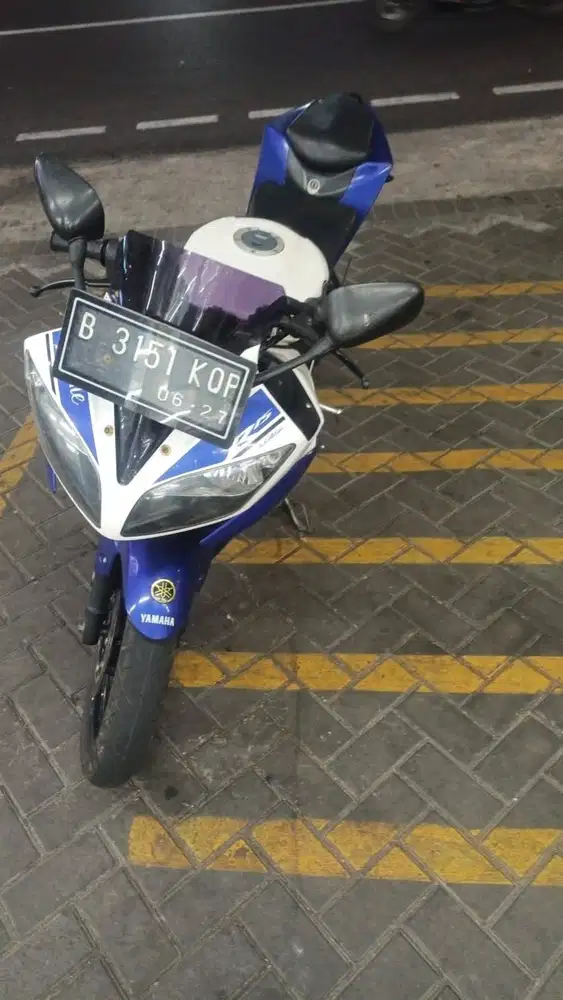 YAMAHA R15 2014