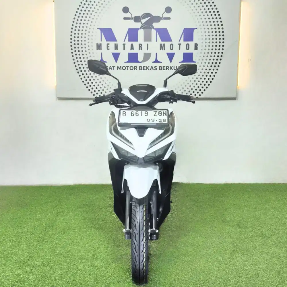 - VARIO 125 ESP CBS 2018 DP 100K SS LENGKAP MENTARI JOJO MOTOR