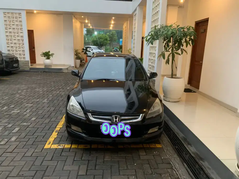 Honda accord tahun 2005