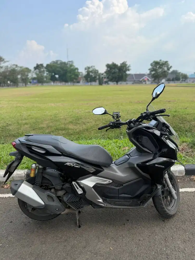 Jual Honda ADV 2023 Non ABS KM Rendah